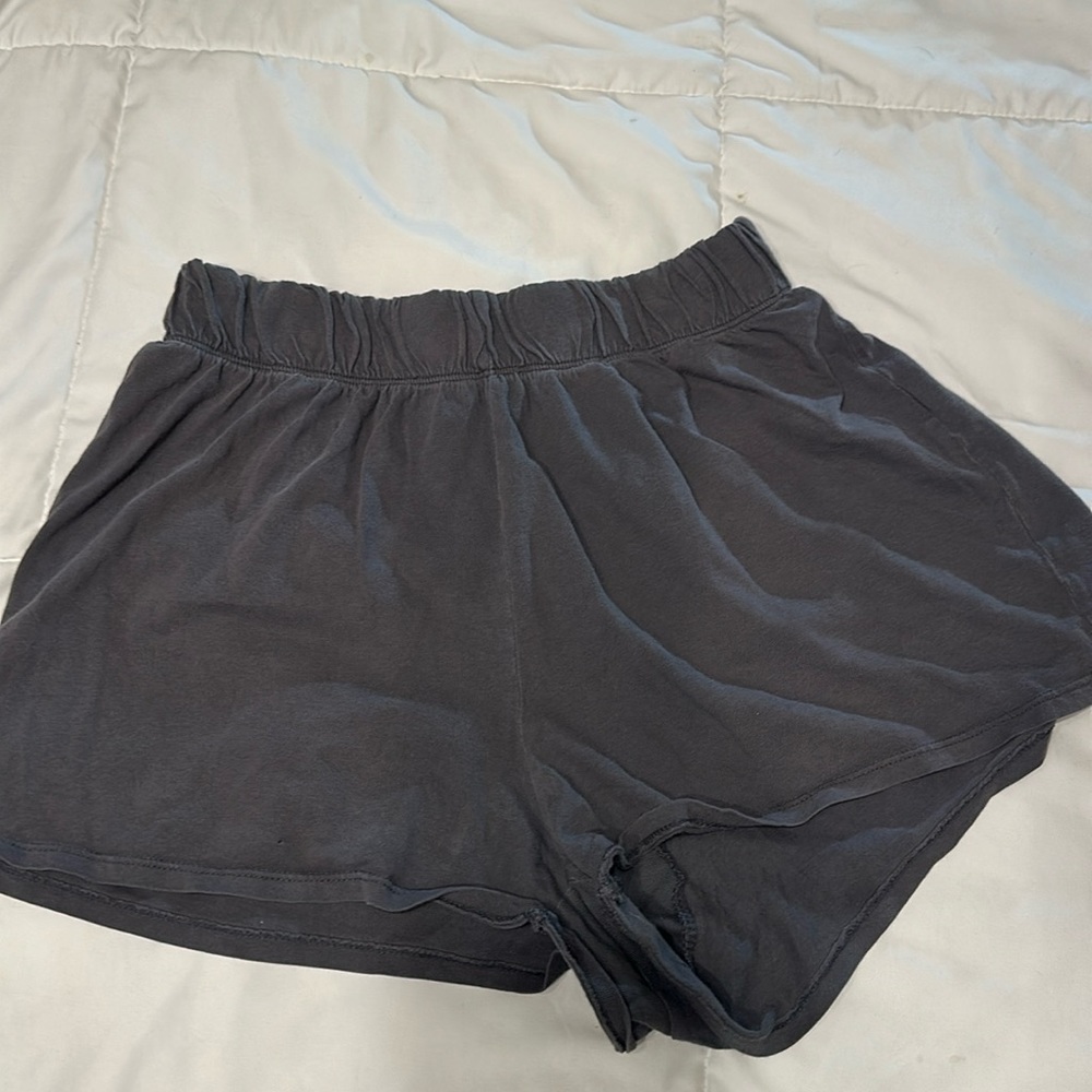 Women’s gray athletic shorts size medium